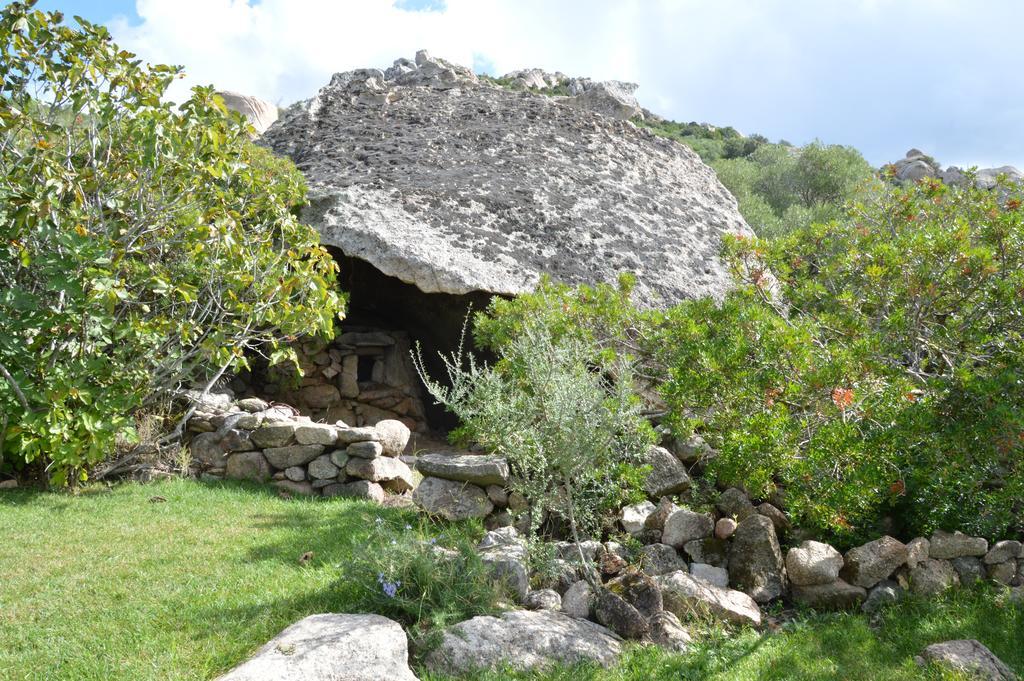 Agriturismo Cabu Abbas Villa Олбия Екстериор снимка