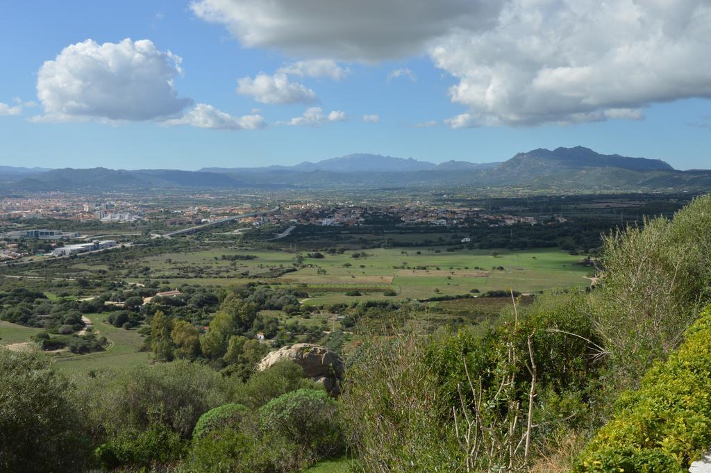 Agriturismo Cabu Abbas Villa Олбия Екстериор снимка